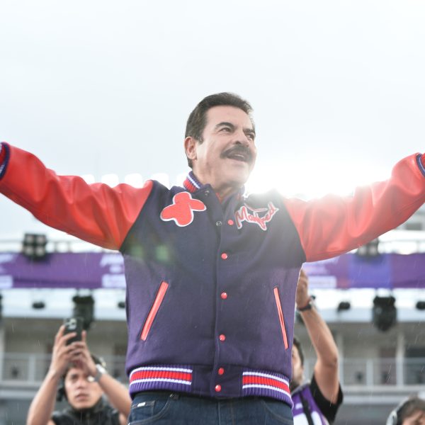 Manfred Reyes Villa se proclama candidato presidencial y promete un cambio para Bolivia sin vínculos con Arce ni Morales