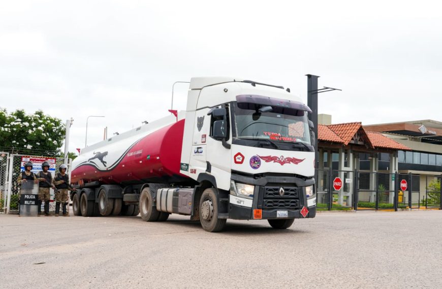 YPFB supera la crisis de la gasolina y fortalece controles de calidad y abastecimiento