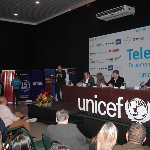 TIEMPO DE ACTUAR, ENTEL SE SUMA A LA TELETÓN UNICEF BOLIVIA